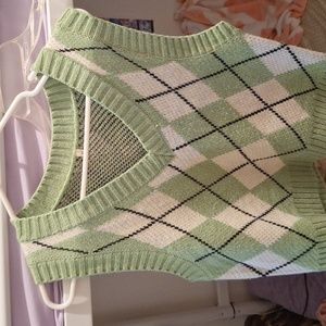 Sweater vest from Amazon. Size M, worn lightly